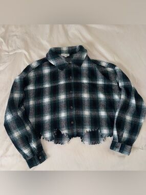 ACOA Blue/Green Plaid Cropped Button-Up Flannel Shirt